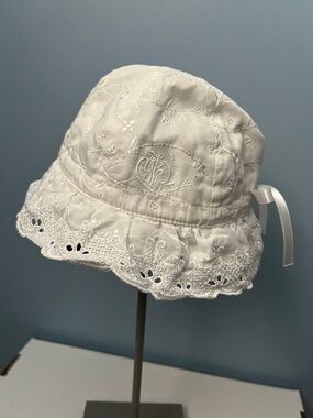 Mikimoto White Pearl-Embroidered Hat